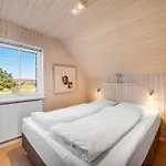 Stella - 700m From The Sea By Interhome 度假居 *