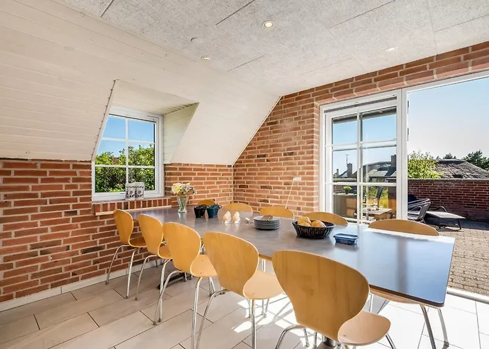 Stella - 700m From The Sea By Interhome